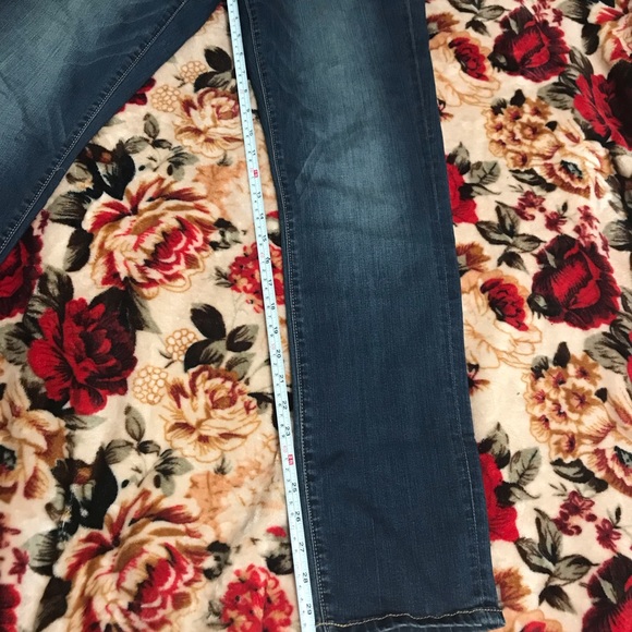 Brand New Jeans Aeropostale Curvy Skinny Jeans 👖 - Picture 4 of 7